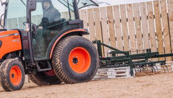 Maintenance grader and tractor