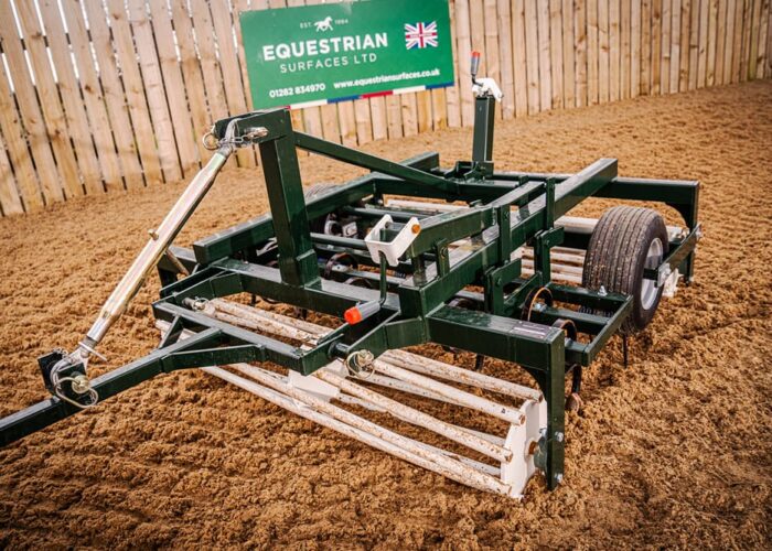 Maintenance trackmaster grader